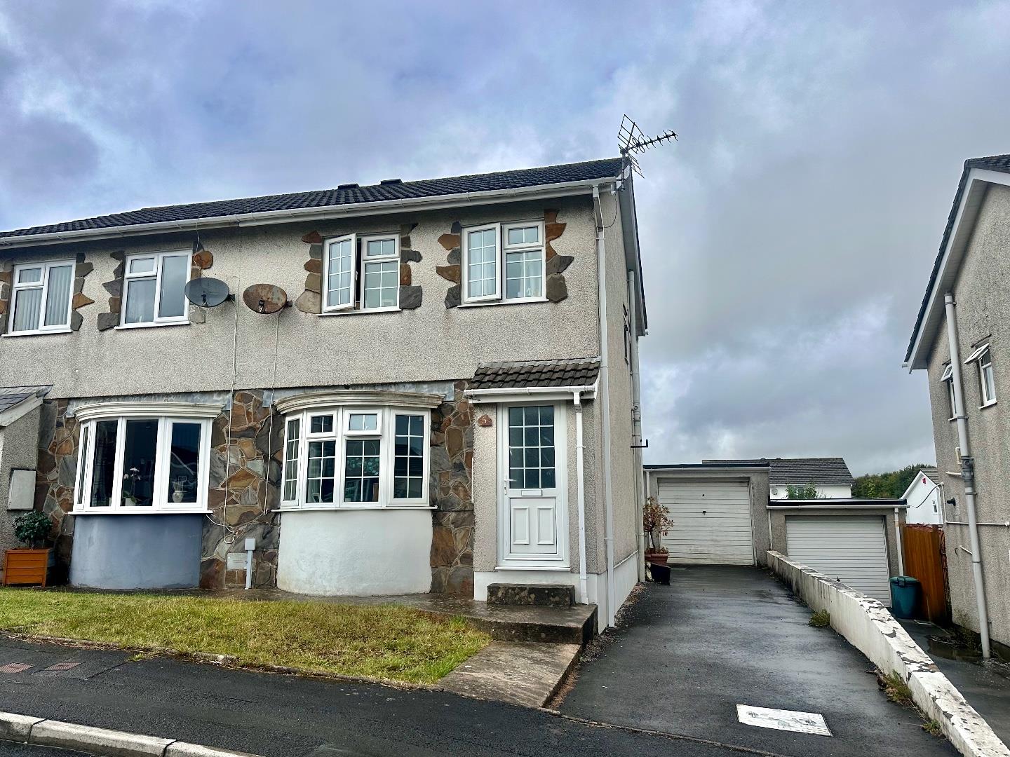 Hawthorn Way, Brackla, Bridgend County Borough, CF31 2PG